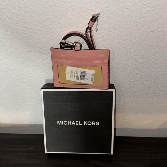 NWT Michael Jet Set Travel Saffiano Leather
Card Case Lanyard - Picture 2 of 4